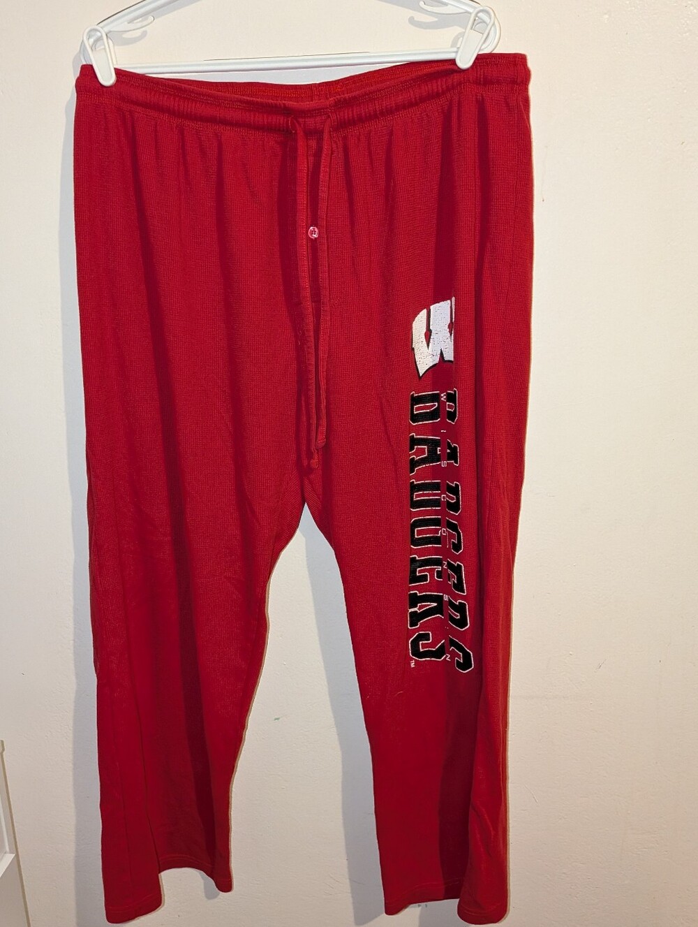 Men's Red 'Wisconsin Badgers' Graphic Sweatpants with Drawstring Size XL